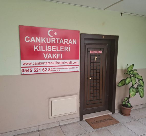 Cankurtaran Kiliseleri Vakfı Çorlu Şubesi Tabelası
